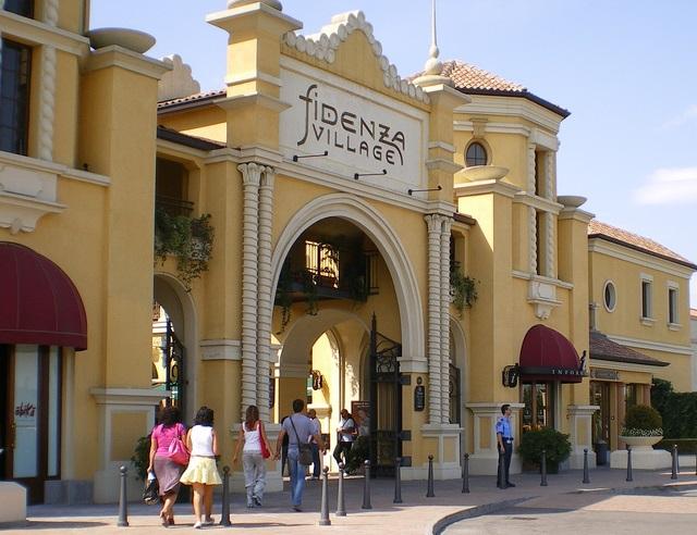Fidenza Village outlet shopping